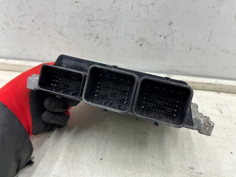 Komputer silnika Ford C-Max MK2 Focus MK3 Mondeo MK5 12-19r. 1.6 TDCi  kod T3DB 95km sterownik ECU av61-12a650-agd