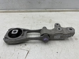 Poduszka skrzyni biegów Toyota Yaris Cross 20r.- mocowanie łapa silnika