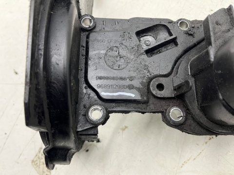 Pokrywa zaworów Citroen Peugeot Ford Mazda Volvo 1.6 TDCi 1.6 HDi 8v 95km diesel silnik T3DB dekiel głowicy odma 9689112980