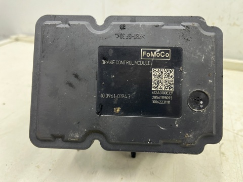 Pompa ABS Ford C-max MK2 Focus MK3 12-19r. sterownik ABS kostwqa wtyczka bv61-2c405-aj
