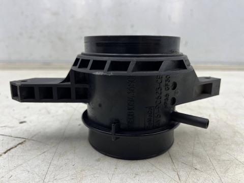 Przepływomierz Ford C-Max S-max Focus Kuga Mondeo Volvo V40 C30 V50 V60 czujnik masowy przepływomierz  powietrza 7m51-12b579-bb