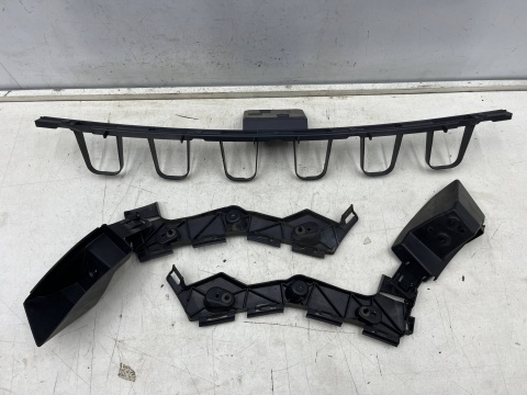 Ślizg Ford C-Max MK2 CMax Mk2 12-19r. tylne środkowe mocowanie i boczne wspornik uchwyt zderzaka tył KOMPLET