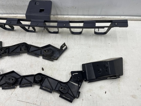 Ślizg Ford C-Max MK2 CMax Mk2 12-19r. tylne środkowe mocowanie i boczne wspornik uchwyt zderzaka tył KOMPLET