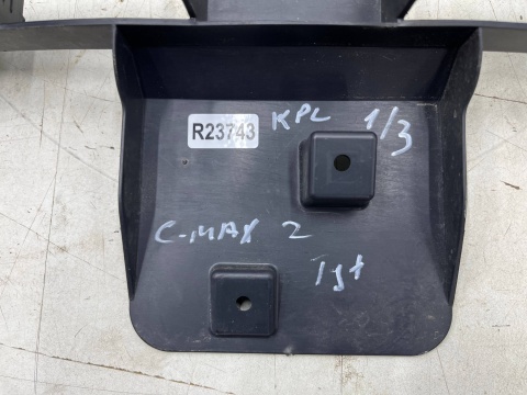 Ślizg Ford C-Max MK2 CMax Mk2 12-19r. tylne środkowe mocowanie i boczne wspornik uchwyt zderzaka tył KOMPLET