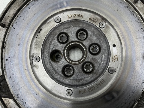 Sprzęgło Ford B-max C-max Fiesta Focus Galaxy Kuga Mondeo S-max Volvo S40 S60 S80 1.6 TDCi koło zamachowe tarcza docisk SACHS