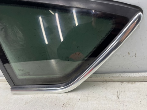 Szyba boczna Ford C-Max MK2 CMax Mk2 12-19r. lewy tylny trójkąt karoseryjna oryginalna chrom lewy tył