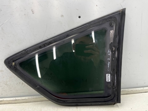 Szyba boczna Ford C-Max MK2 CMax Mk2 12-19r. lewy tylny trójkąt karoseryjna oryginalna chrom lewy tył