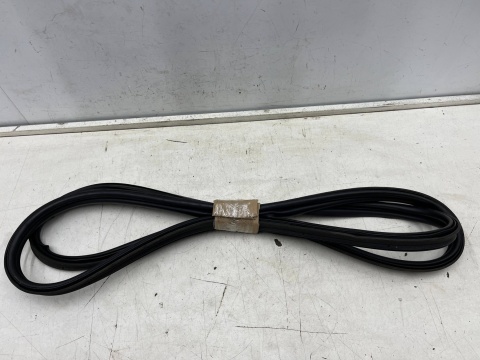 Uszczelka Ford C-Max MK2 CMax Mk2 12-19r. guma klapy bagażnika karoseryjna wewnętrzna NIE USZKODZONA