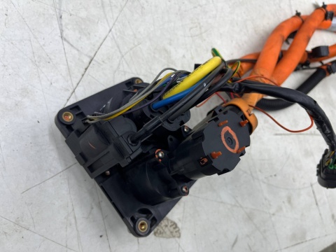 Wiązka MG ZS EV lift 21r.- gniazdo w atrapie zderzaka stacja przewód ładowania wtyczka 11259327