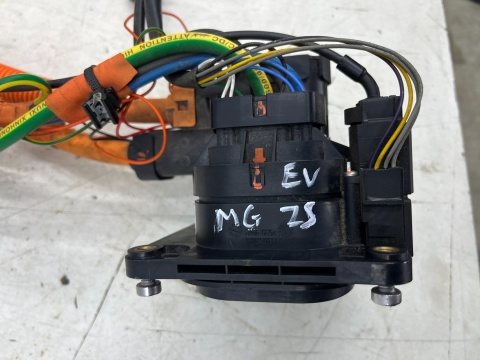 Wiązka MG ZS EV lift 21r.- gniazdo w atrapie zderzaka stacja przewód ładowania wtyczka 11259327