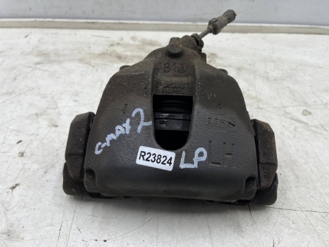 Zacisk hamulcowy Ford C-max MK2 Focus MK3 Kuga Volvo C30 C70 S40 V40 V50 12r.- LEWY przedni jarzmo lewy przód