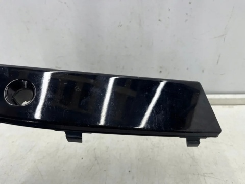 Atrapa Jaguar F-Type x152 SVR 14-24r. listwa kratki zderzaka prawa przednia