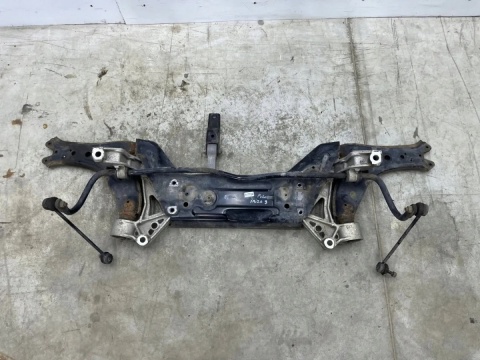 Belka silnika VW Polo Ibiza Cordoba Fabia 02-08r. kołyska wózek sanki