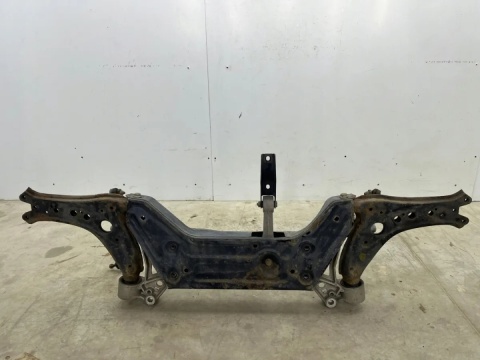 Belka silnika VW Polo Ibiza Cordoba Fabia 02-08r. kołyska wózek sanki