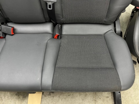 Fotele Opel Zafira B 05-14r. pół skóra EUROPA komplet 3 rzędy