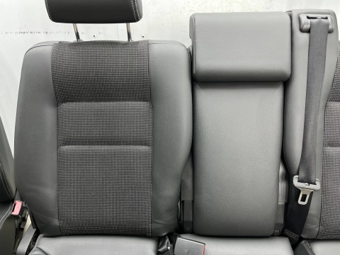 Fotele Opel Zafira B 05-14r. pół skóra EUROPA komplet 3 rzędy