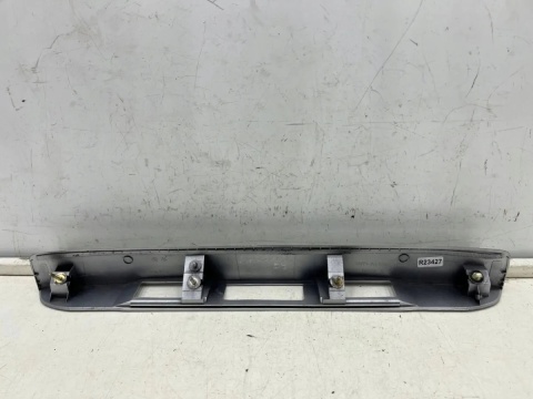 Listwa Mazda 2 I DY 02-07r. blenda nakładka dolna klapy bagażnika