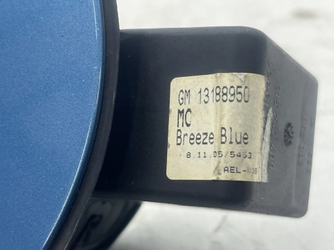 Klapka wlewu paliwa Opel Zafira B 12-19r. kod koloru Z20N z uszczelką