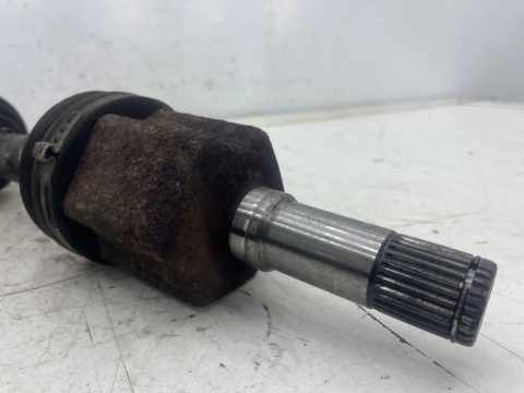 Półoś Krótka Opel Zafira B 1.9 TDCI Automat