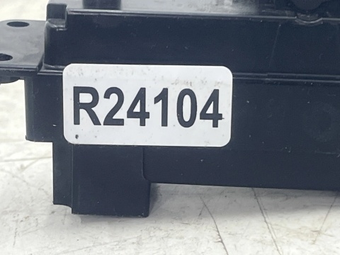 Przełącznik Mazda 6 II GH 07-12r. lewy tył panel sterowania podnoszenia szyb GS1E66380