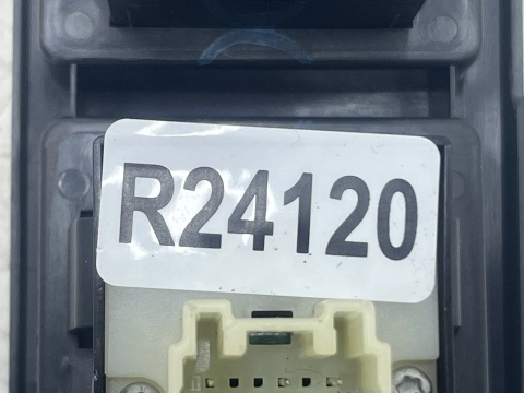 Przełącznik Mazda 6 II GH 07-12r. przycisk pokrętło regulacji poziomu świateł włącznik DSC gs1e66170b