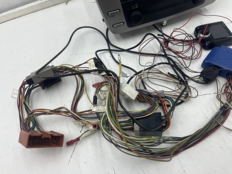 Radio Mazda 6 II GH 07-12r. tuner fabryczny czytnik płyt panel zestaw głośnomówiący Parrot gs1e669rxa