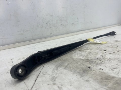 Ramię wycieraczki Opel Zafira B 05-14r. PRAWA strona pasażera EUROPA 13145564