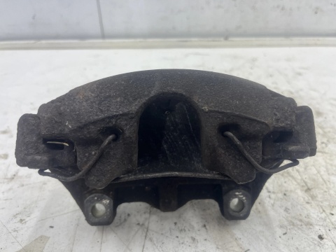 Zacisk hamulcowy Opel Zafira B 05-14r. Jarzmo Lewy przedni