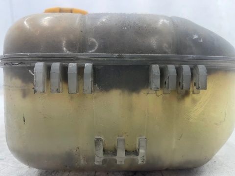 Zbiorniczek wyrównawczy Opel Zafira B 05-14r. 13127129