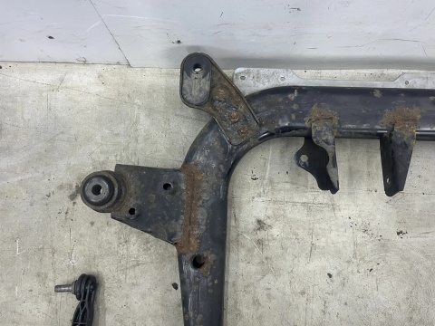 Belka silnika Opel Zafira B 05-14r. 1.9 CDTi kołyska wózek sanki drążek wahacze