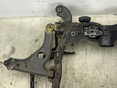 Belka silnika Opel Zafira B 05-14r. 1.9 CDTi kołyska wózek sanki drążek wahacze