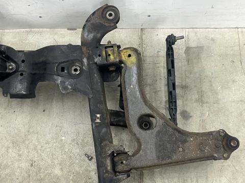 Belka silnika Opel Zafira B 05-14r. 1.9 CDTi kołyska wózek sanki drążek wahacze