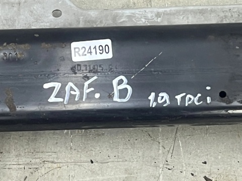 Belka silnika Opel Zafira B 05-14r. 1.9 CDTi kołyska wózek sanki drążek wahacze