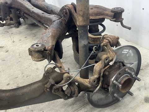 Belka zawieszenia Mazda 6 II GH 07-12r. tylna belka wózek zwrotnice amortyzatory Kompletna