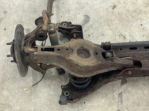 Belka zawieszenia Mazda 6 II GH 07-12r. tylna belka wózek zwrotnice amortyzatory Kompletna