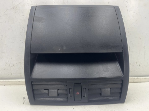 Kratka nawiewu Mazda 6 II GH 07-12r. środkowa nadmuchu wnętrza przycisk świateł awaryjnych gsidgm946