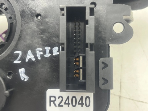 Manetka Opel Zafira B 05-14r. pająk przełącznik zespolony taśma 13177916