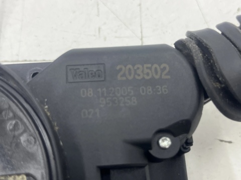 Manetka Opel Zafira B 05-14r. pająk przełącznik zespolony taśma 13177916