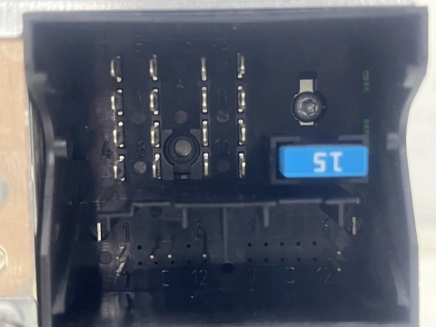 Radio Opel Zafira B 05-14r. z kodem do radia tuner fabryczny czytnik płyt panel