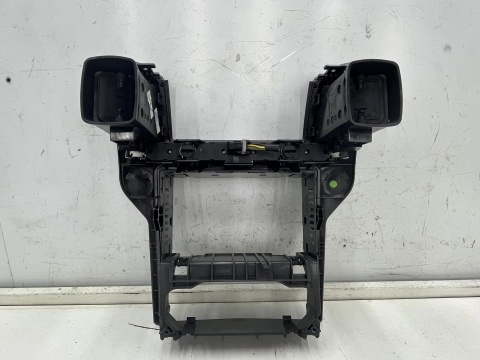 Ramka radia Opel Zafira B 05-14r. Kratki nawiewu panel przycisk awaryjnego 13162552