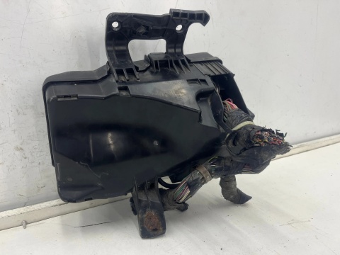 Skrzynka bezpieczników Mazda 6 II GH 07-12r. 2.2L MZR-CD Diesel 5919-40ya1