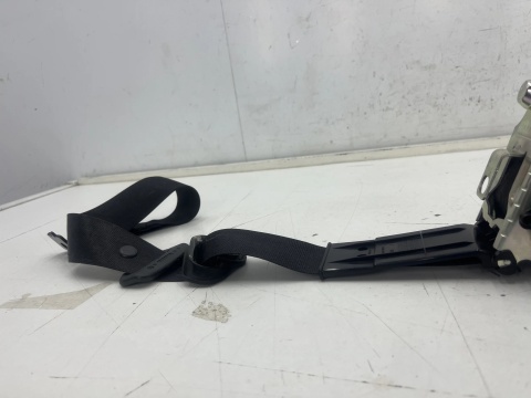 Pas bezpieczeństwa Opel Zafira B 05-14r. prawy przedni pasażer Europa