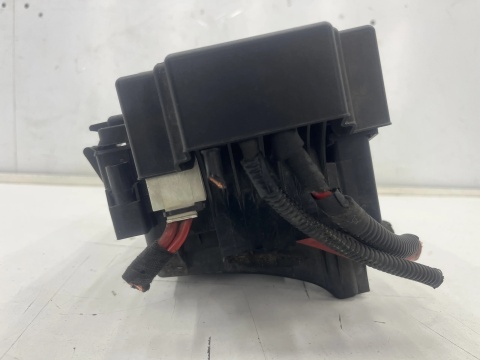 Skrzynka bezpieczników Opel Zafira B Astra H 05-14r. moduł BSI 13206754