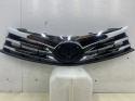 Atrapa Toyota Corolla E180 11 XI 13-16r. Przedlift grill przednia maskownica zderzaka znaczek nowa oryginalna 53111-02790
