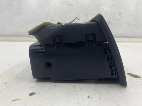 Kratka nawiewu Opel Zafira B 05-14r. prawa pasażera boczna nadmuchu deski