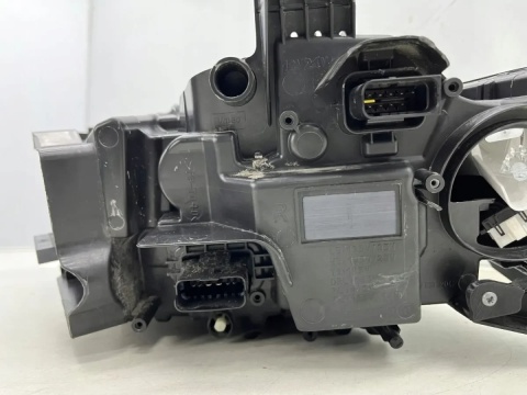 Lampa reflektor Peugeot 508 II 18-23r. PRAWA przednia FULL LED Europa oryginal PRAWY przód 9839014080