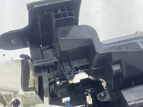 Nagrzewnica Mazda 6 II GH 07-12r. obudowa chłodnicy wody parownik klimatyzacji Europa gs1eb