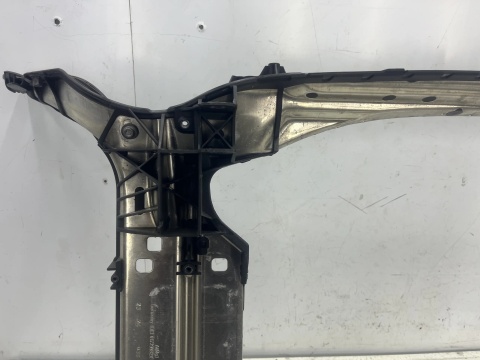 Pas przedni Audi A6 C8 Audi A7 C8 Sportback II 18-25r. wzmocnienie czołowe ramka chłodnic oryginal 4k0805594