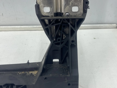 Pas przedni Audi A6 C8 Audi A7 C8 Sportback II 18-25r. wzmocnienie czołowe ramka chłodnic oryginal 4k0805594