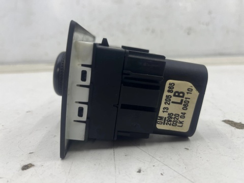Przełącznik Opel Zafira B 05-14r. przycisk włącznik świateł 13205865